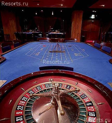 Hotel Majestic Barriere 41